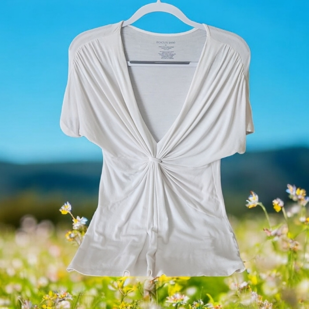Focus 2000 Cream Top Short Sleeves Low Cut White Med
